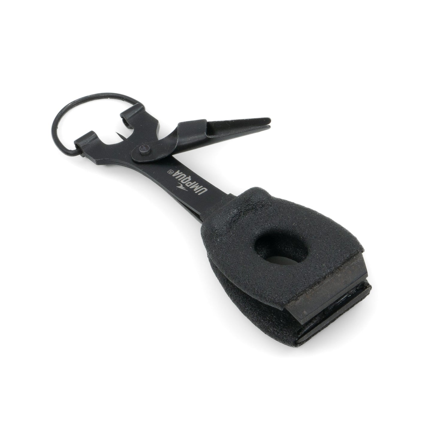 This versatile tool combines all the great features of our Big Nip PS Nippers with a nail knot tool. 
Our “Big Nip” Nippers are a cut above the rest with ergonomic cut-out and thumb-bump for easy handling and precision cutting.
Pin eye-cleaner
Free-rotating ring attachment
Nail Knot Tool – this grooved function-formed addition rotates from body of nipper to allow easy attachment of fly-line to backing and leader to fly line.