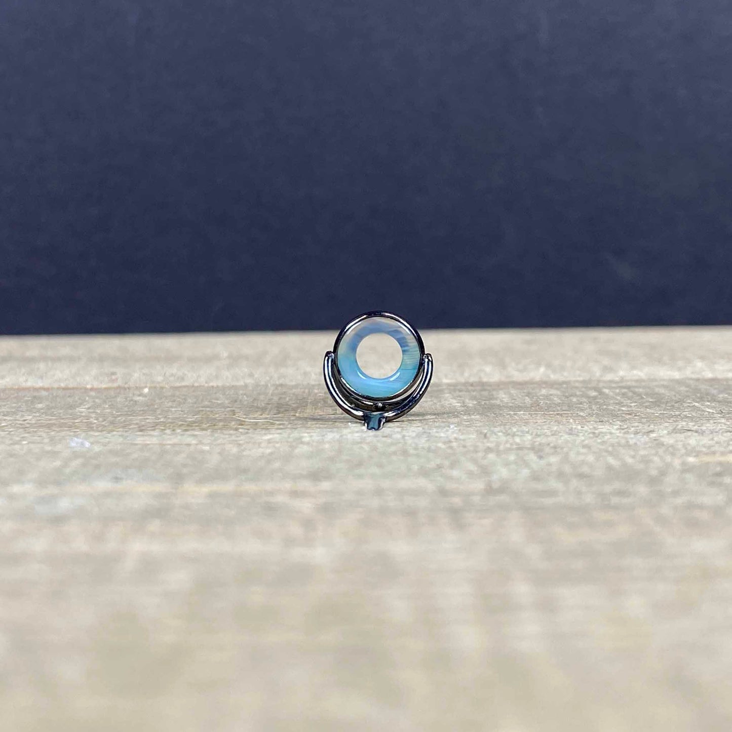 Perfect Agate Stripping Guides are handcrafted, demanding the highest quality workmanship and finish. Each Agate Stone is one of a kind, revealing its own vivid colors and character. 
This is the guide you will receive
Black Nickel is not recommended for saltwater