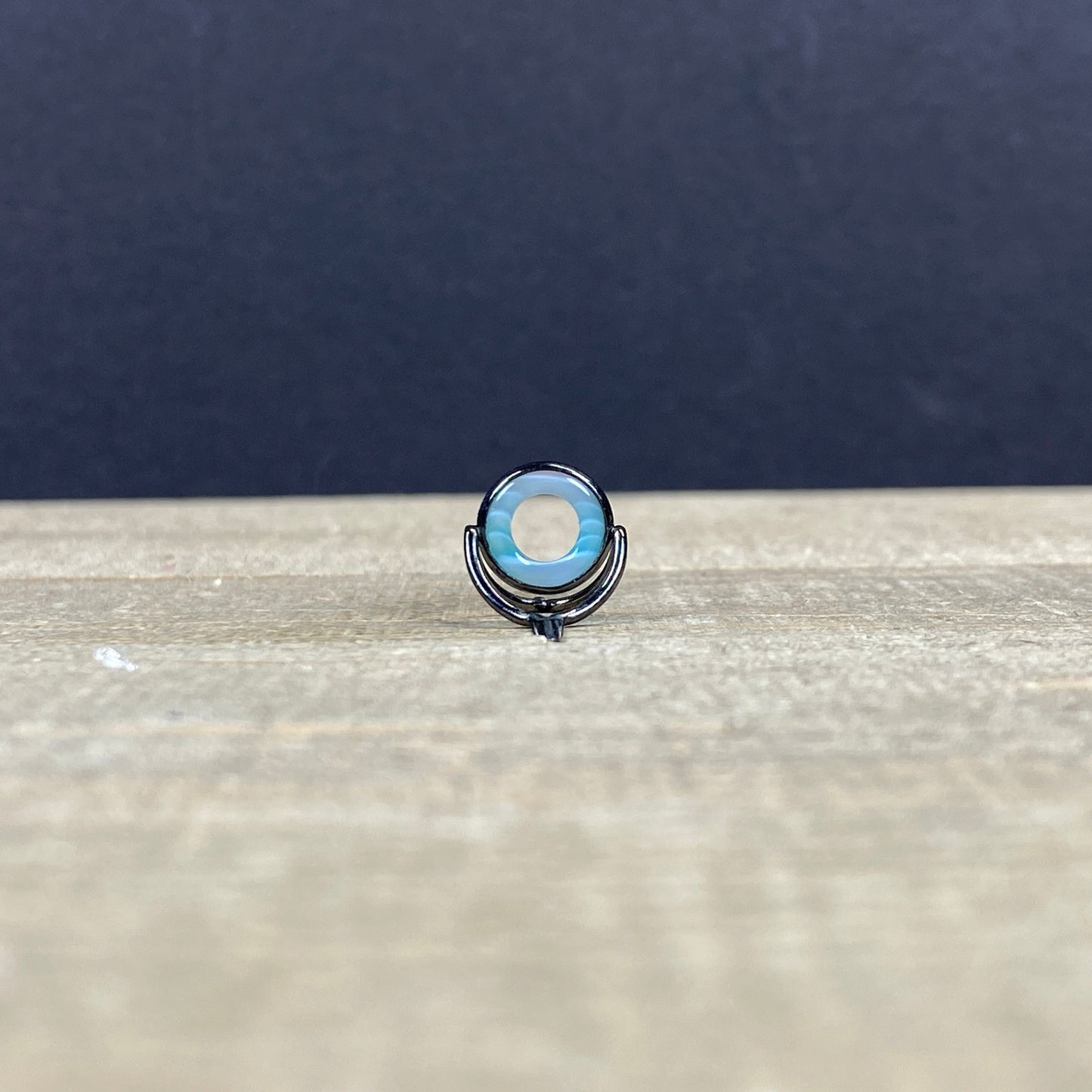 Perfect Agate Stripping Guides are handcrafted, demanding the highest quality workmanship and finish. Each Agate Stone is one of a kind, revealing its own vivid colors and character. 
This is the guide you will receive
Black Nickel is not recommended for saltwater