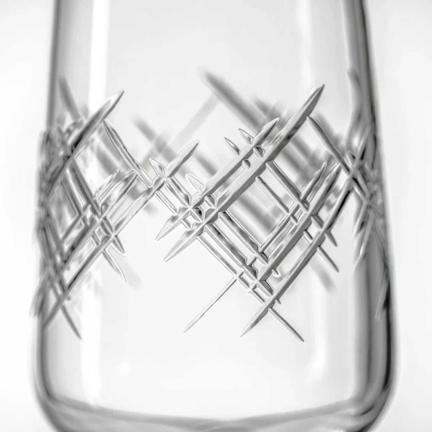 Experience the elegance of the Argyle 5.75oz Champagne Flute by Rolf Glass. Adorn by the classic diamond pattern, this flute is perfect for celebrating special occasions in style. Its timeless design and high-quality craftsmanship make it a must-have for any wine enthusiast. Whether you're toasting to a milestone or enjoying a quiet evening at home, this flute will elevate your drinking experience.