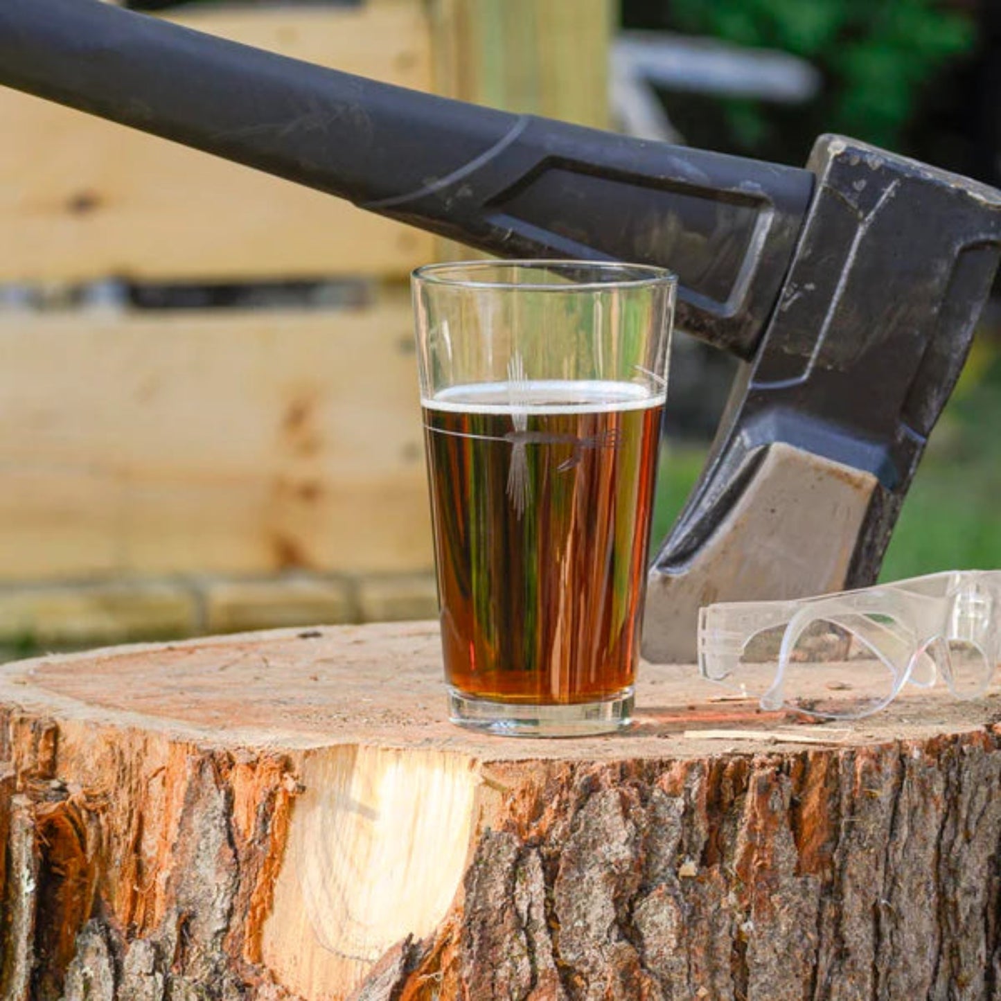 Experience the thrill of fly-fishing with our Rolf Glass Fly Fishing 16oz Beer Pint Glass. Perfect for outdoorsmen and nature enthusiasts. Shop now!