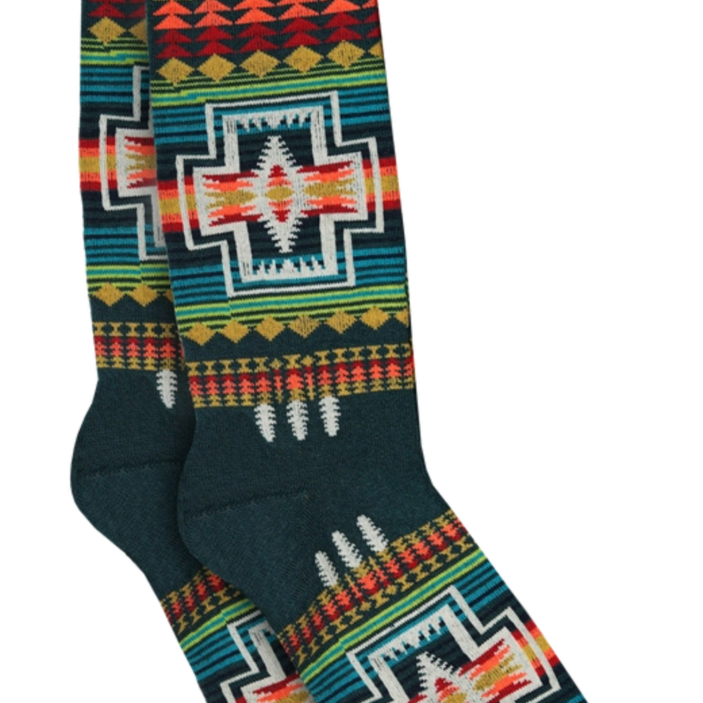 Expertly crafted with exclusive Pendleton designs, our CENTURY HARDING CREW offers unparalleled comfort and unmatched durability. Made from premium Merino Wool, these lightweight crew socks are perfect for year-round use. Here are some key features: