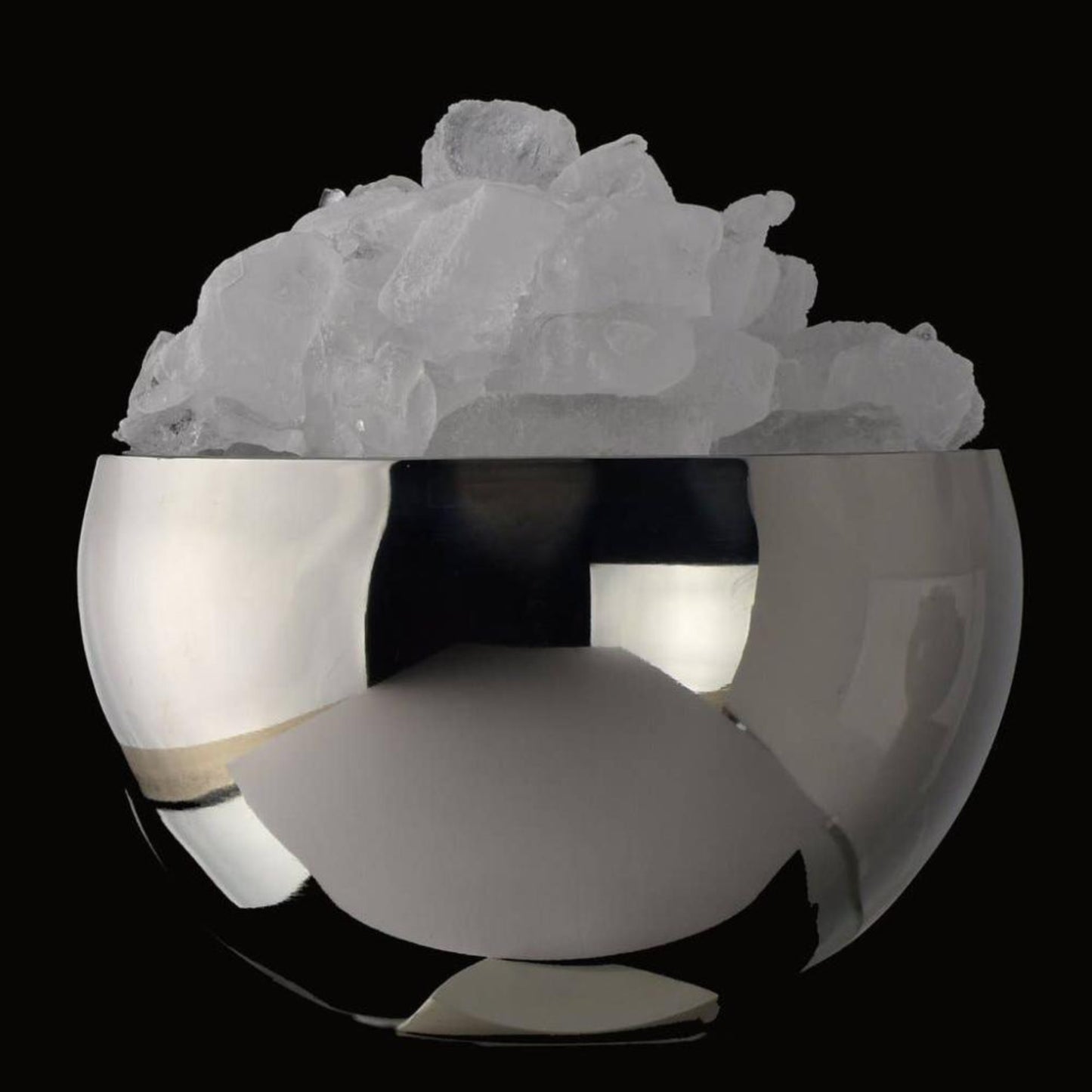 Experience the luxury and elegance of the Mirror Finish Orb Ice Chest by Prince of Scots. This stunning ice bucket is a perfect addition to any bar or table setting. Its mid-century modern design features clean lines for a timeless look. The double-walled construction effectively keeps ice cold and minimizes condensation.

Here are the key details of this exquisite piece:

Standing at 7 inches tall (excluding the stem)
Boasts a 4-cup capacity when the lid is closed
Presented in a beautiful gift box