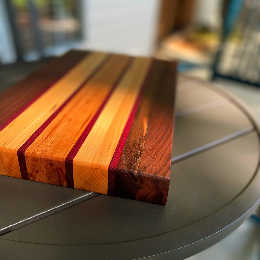 Edge Grain Serving Board - Fish On! Custom Rods