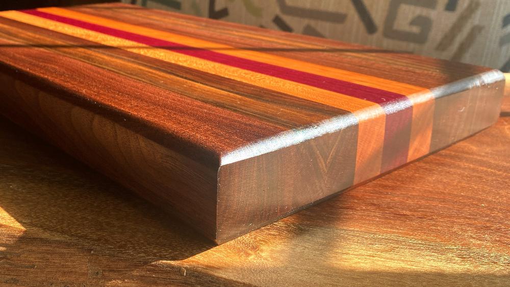 Edge Grain Serving Board - Fish On! Custom Rods