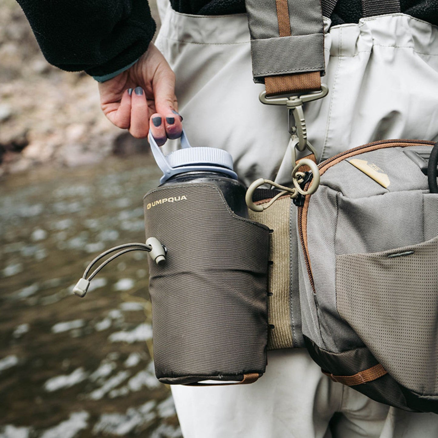 ZS2 Waterbottle Holder | Umpqua Feather Merchants - Fish On! Custom Rods