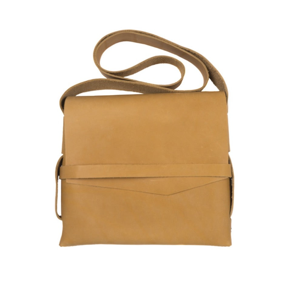 
                  
                    Scout Leather Satchel - Fish On! Custom Rods
                  
                