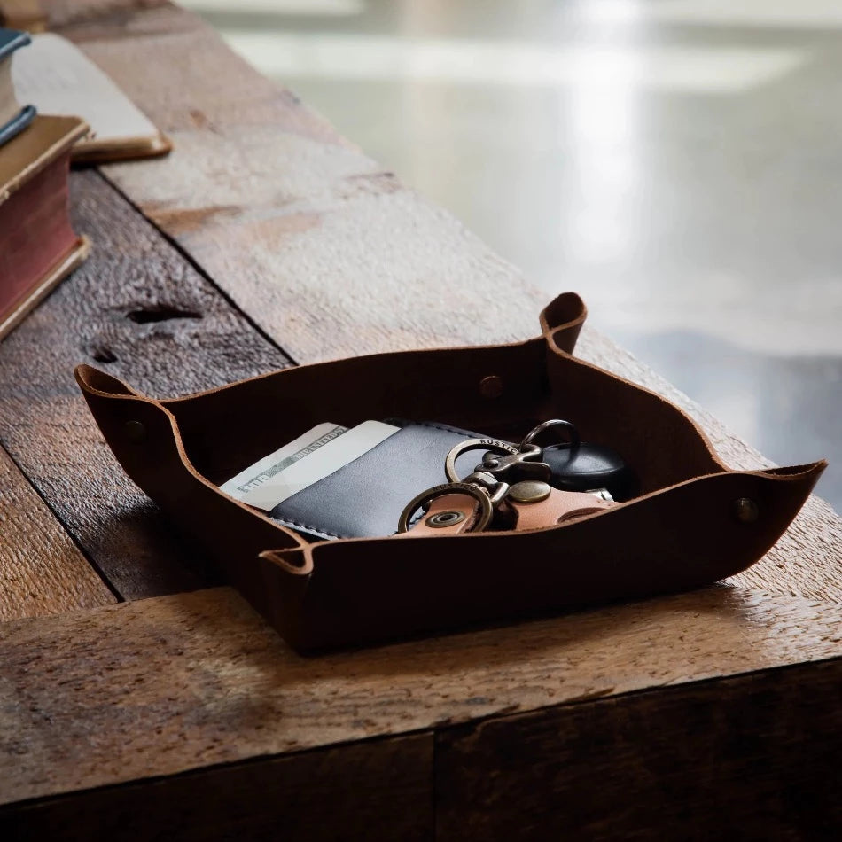 
                  
                    Premium Leather Valet Tray - Fish On! Custom Rods
                  
                