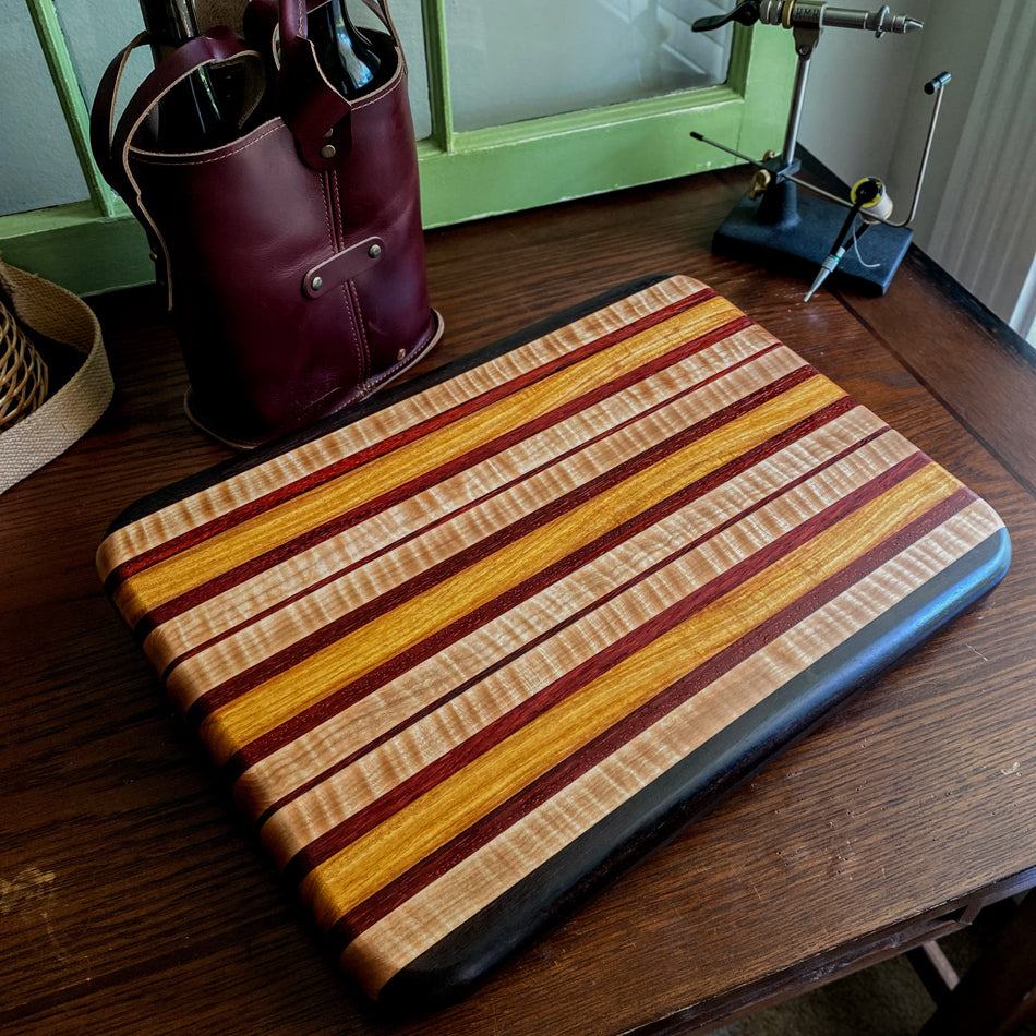 Edge Grain Serving Board - Fish On! Custom Rods