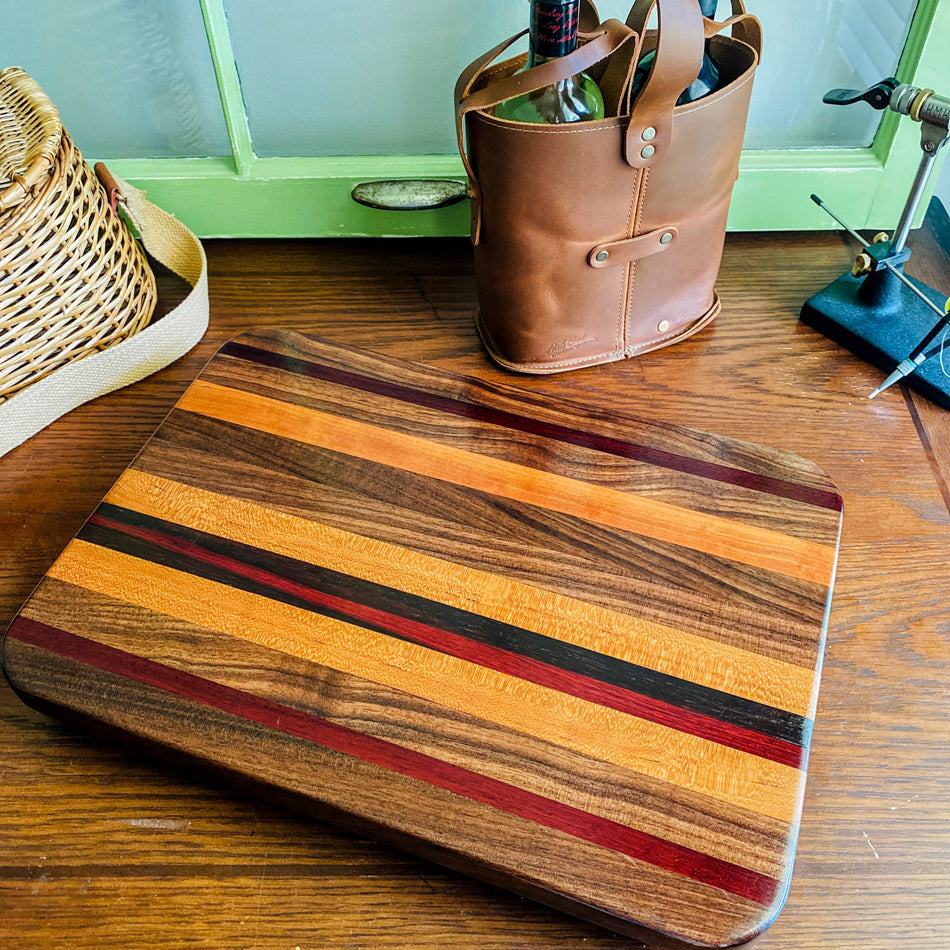 Edge Grain Serving Board - Fish On! Custom Rods