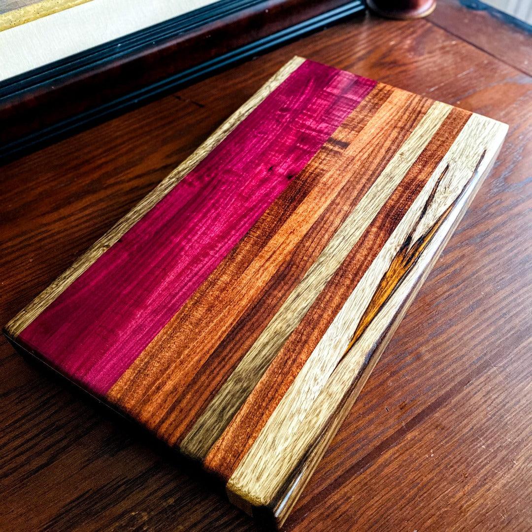 Edge Grain Serving Board - Fish On! Custom Rods