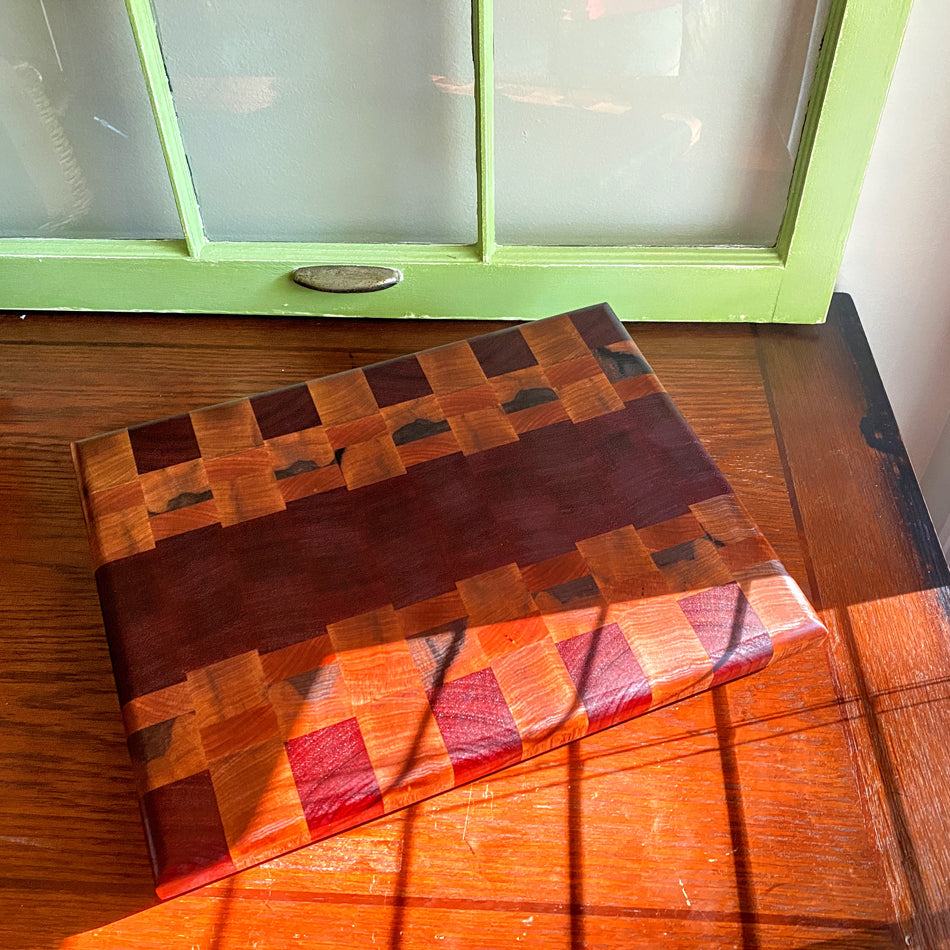 End Grain Cutting Board - Fish On! Custom Rods