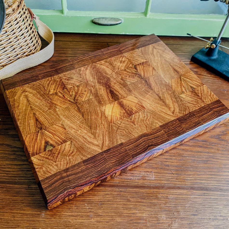 End Grain Cutting Board - Fish On! Custom Rods