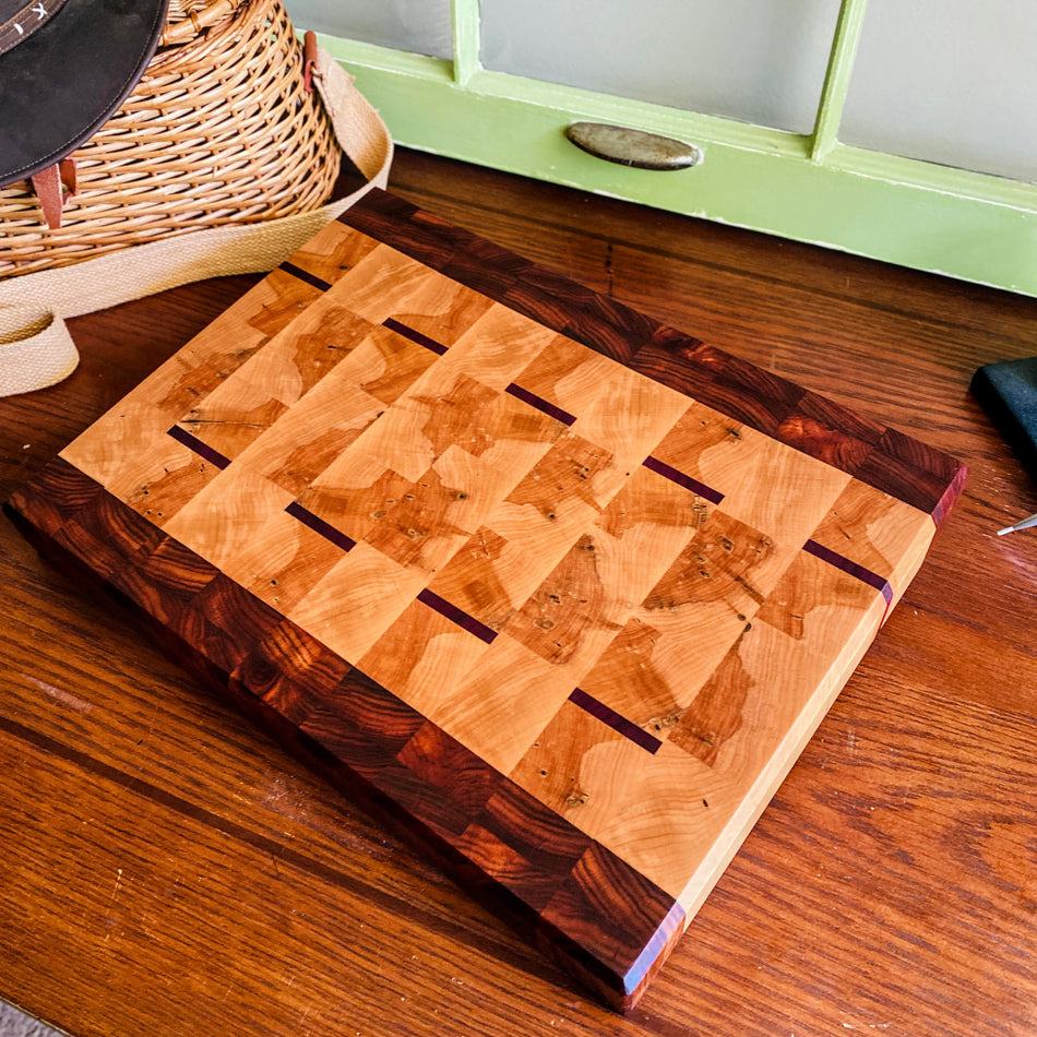 End Grain Cutting Board - Fish On! Custom Rods