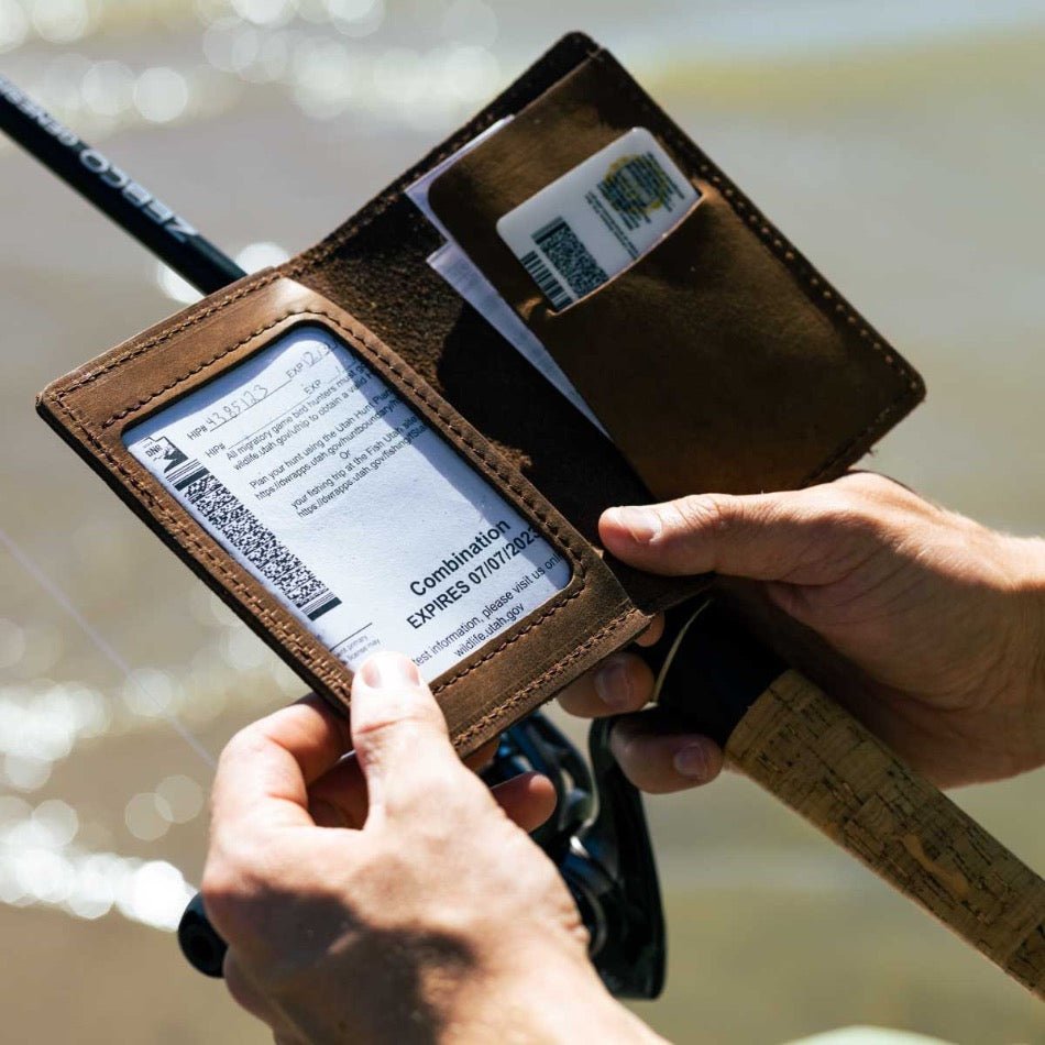 Leather Traveling Outdoorsman Wallet - Fish On! Custom Rods