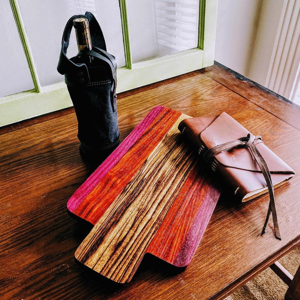 
                  
                    Napa Leather Wine Tote - Fish On! Custom Rods
                  
                