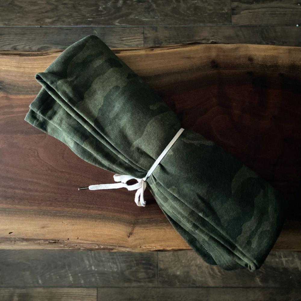 November Outdoors Premium Cotton Cabin Comfort Blanket - 62x78 Luxury Travel Throw - Fish On! Custom Rods